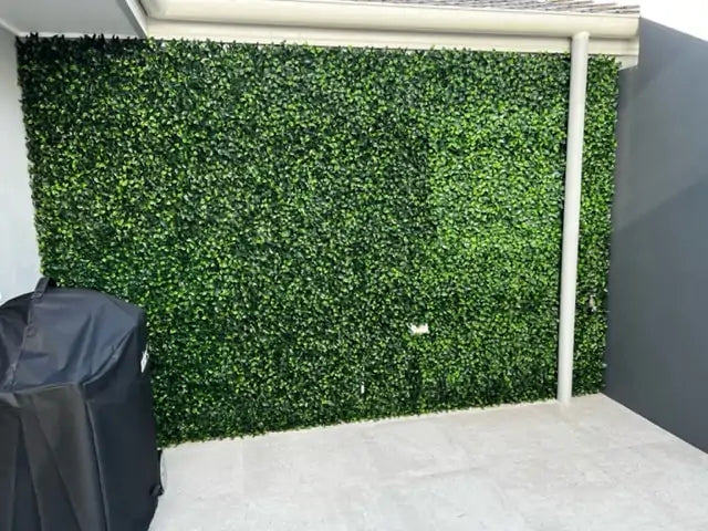 Spring Sensation Artificial Green Wall 40